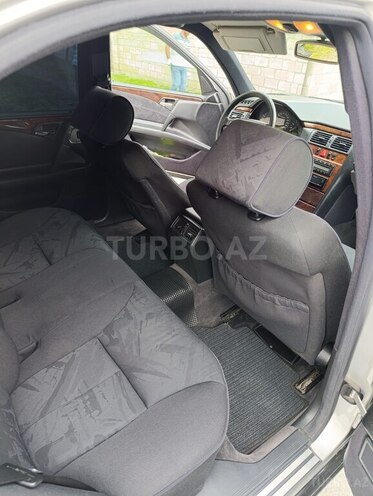Mercedes E 200-10