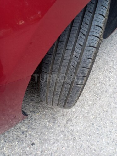 Hyundai Accent-8