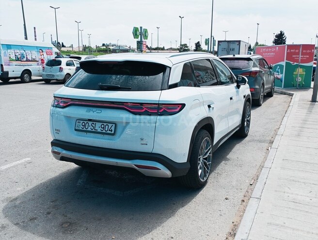 BYD Song L-17