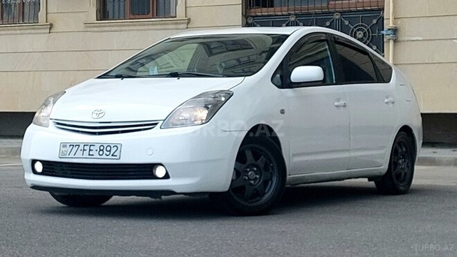 Toyota Prius-4