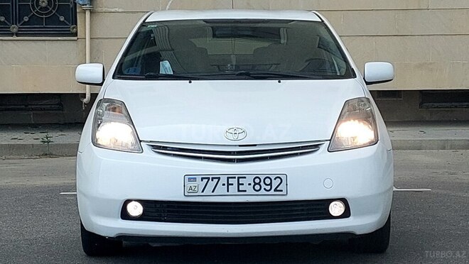 Toyota Prius-1