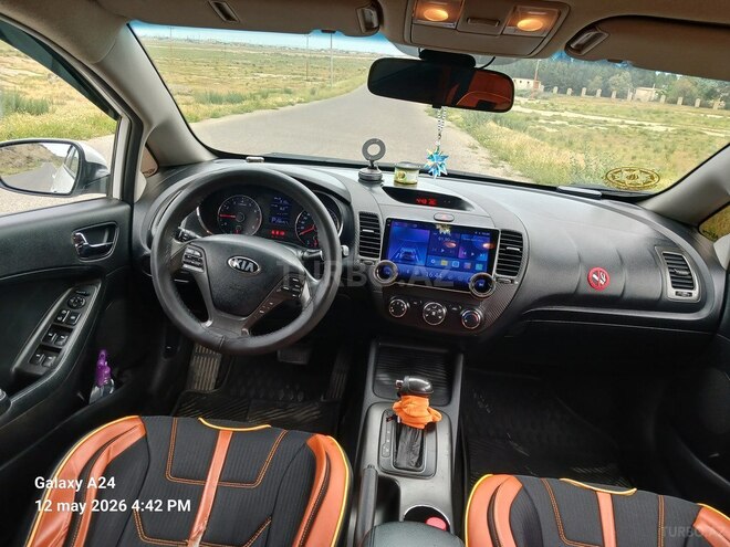 Kia Cerato-15