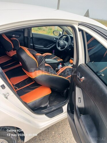 Kia Cerato-16