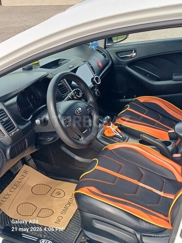 Kia Cerato-11