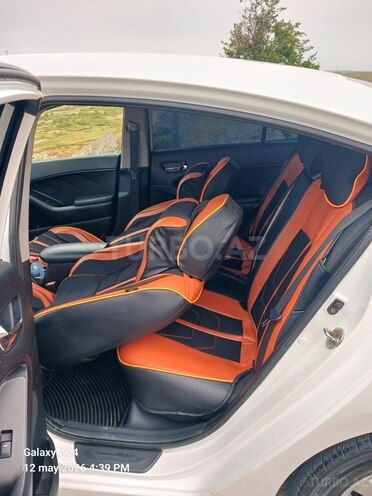Kia Cerato-17