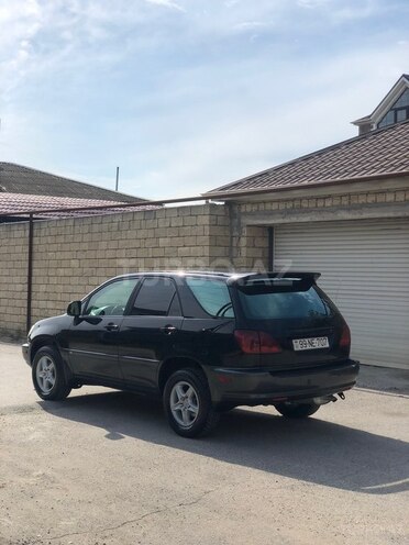 Lexus RX 300-2