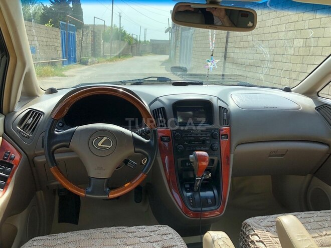 Lexus RX 300-7