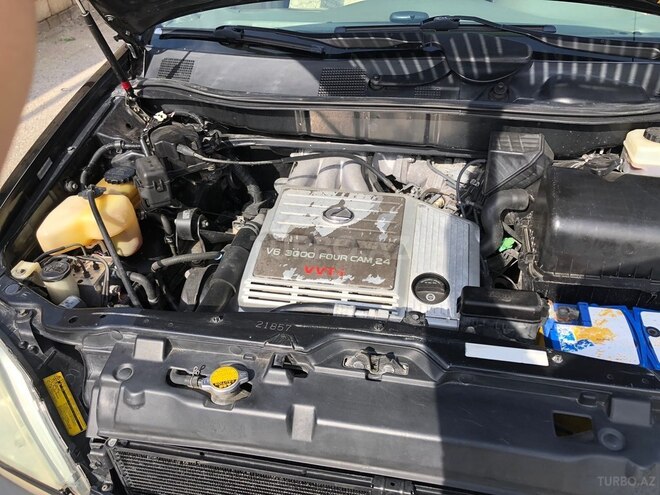 Lexus RX 300-11