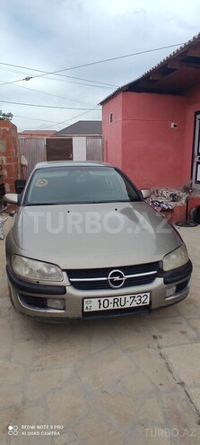Opel Omega-2