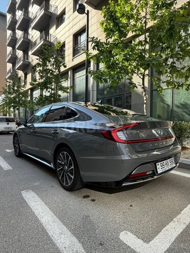 Hyundai Sonata-3