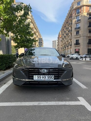 Hyundai Sonata-2