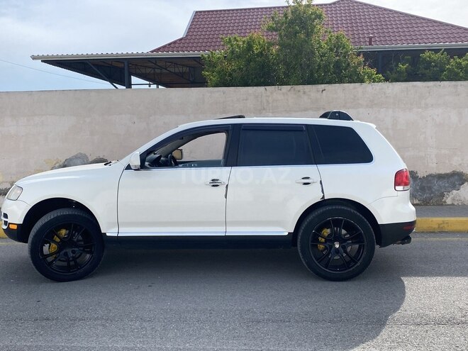 Volkswagen Touareg-2