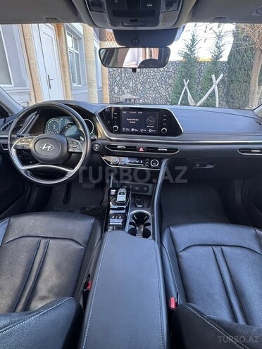Hyundai Sonata-8