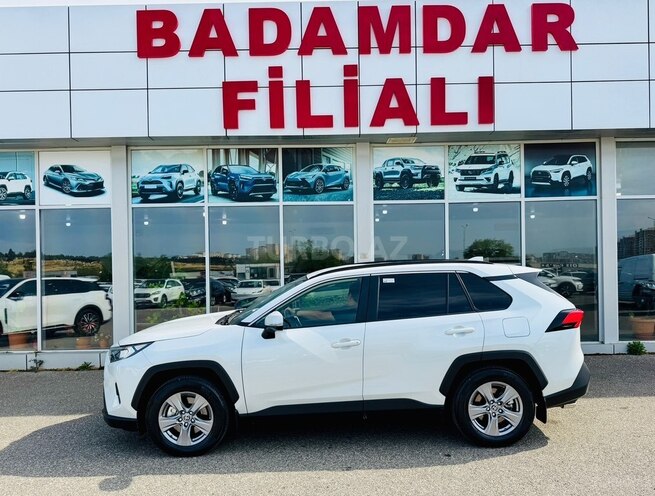 Toyota RAV4-5