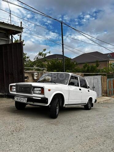 LADA (VAZ) 2107-1
