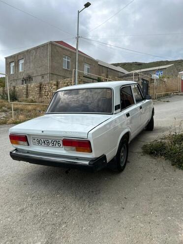 LADA (VAZ) 2107-2