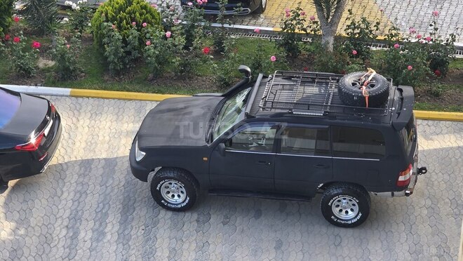 Toyota Land Cruiser-2