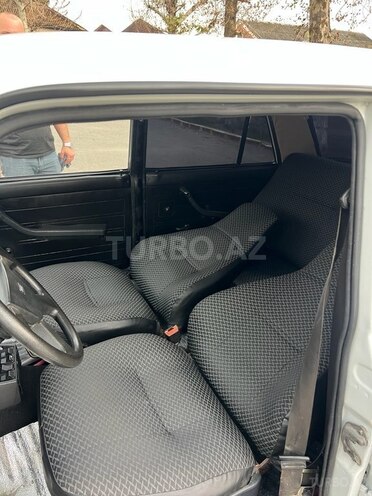LADA (VAZ) 2107-9
