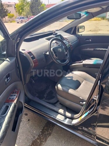 Toyota Prius-6