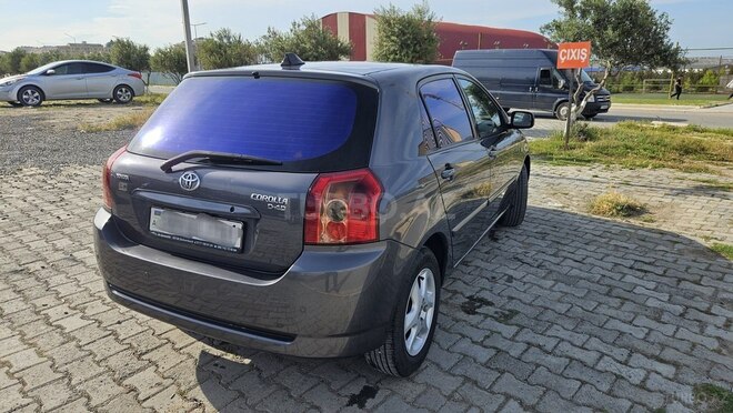 Toyota Corolla-4