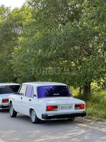 LADA (VAZ) 2107-5