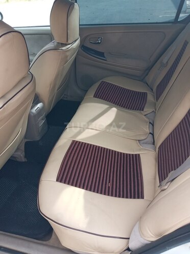 Nissan Maxima-6