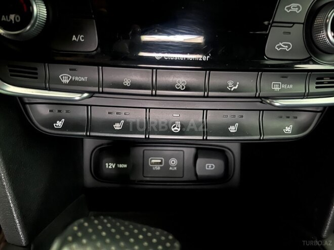 Hyundai Santa Fe-14