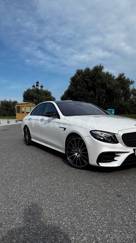 Mercedes E 450 4MATIC-2