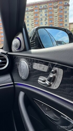 Mercedes E 450 4MATIC-12