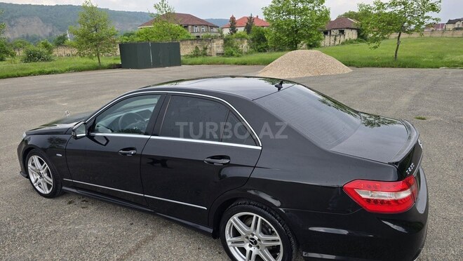 Mercedes E 200-9