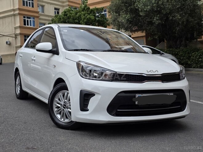 Kia Rio-1