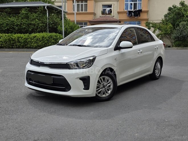 Kia Rio-5