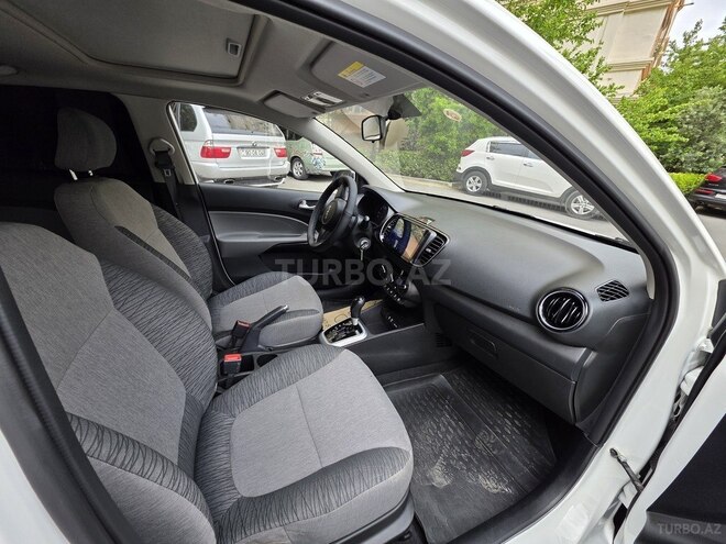 Kia Rio-14