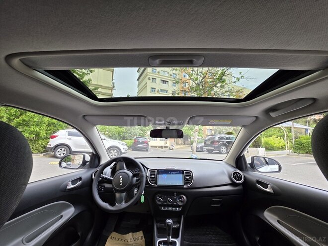Kia Rio-16