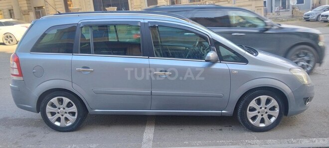 Opel Zafira-3