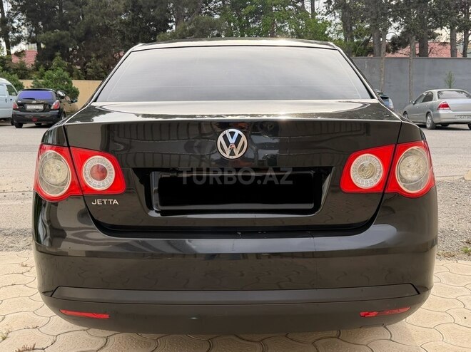 Volkswagen Jetta-10