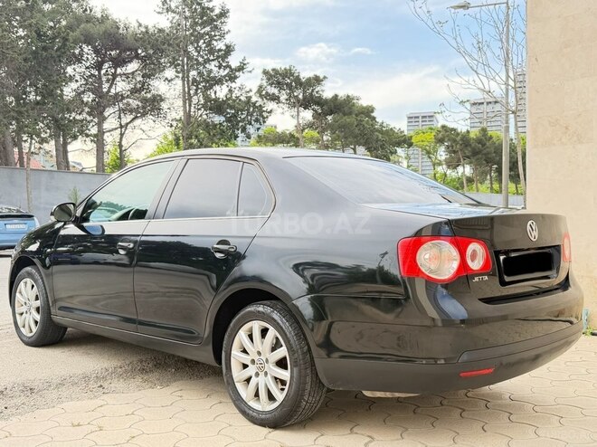 Volkswagen Jetta-7