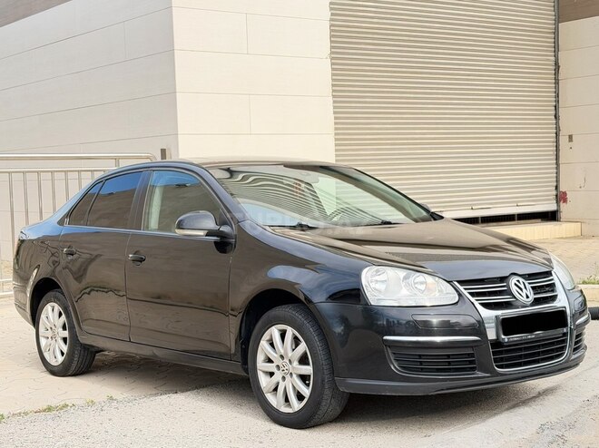 Volkswagen Jetta-12