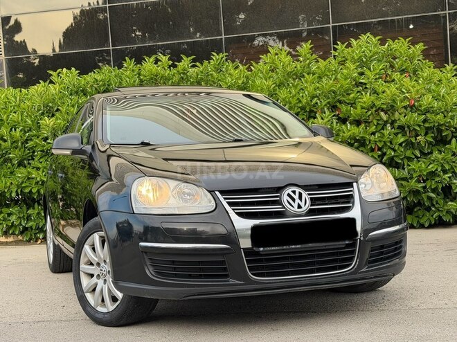 Volkswagen Jetta-1