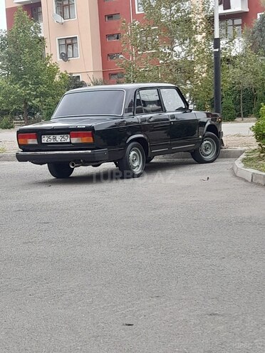 LADA (VAZ) 2107-4