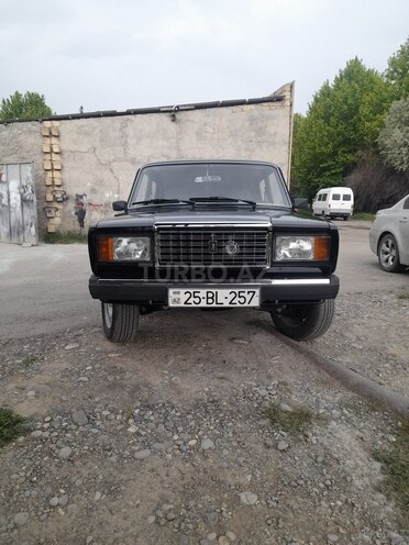 LADA (VAZ) 2107-1