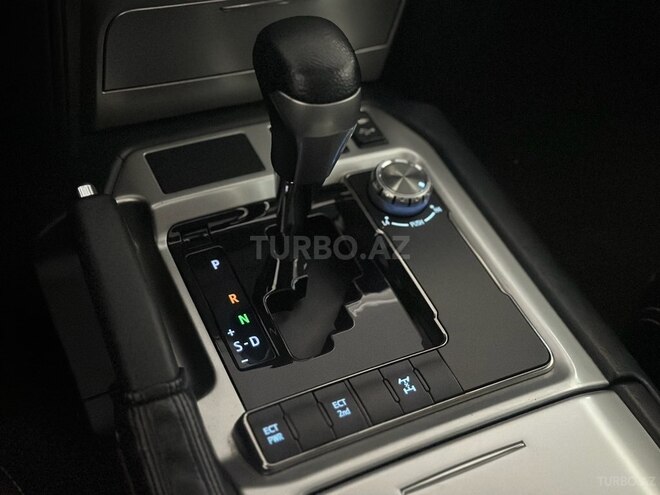 Toyota Land Cruiser 2018, 137,000 km - 4.0 l - Bakı
