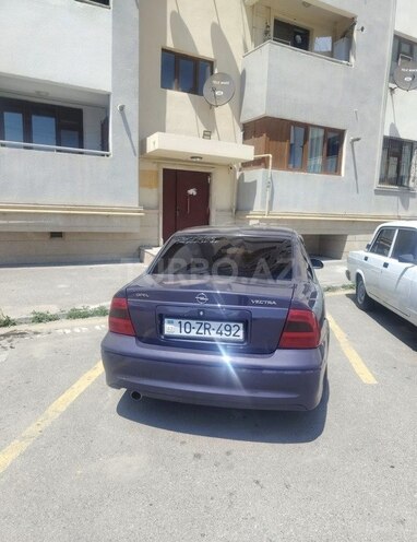 Opel Vectra-2