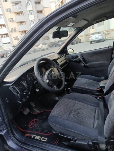 Opel Vectra-10