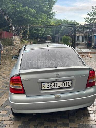 Opel Astra-4