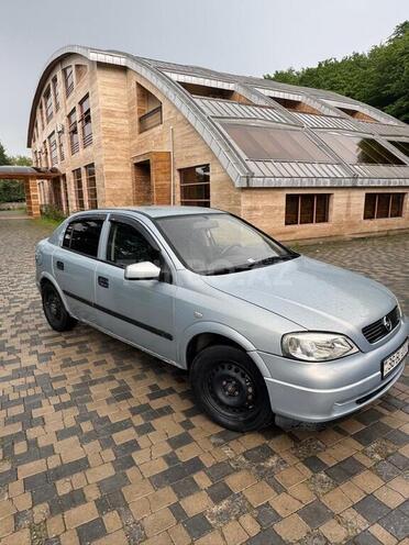 Opel Astra-2