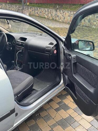 Opel Astra-7