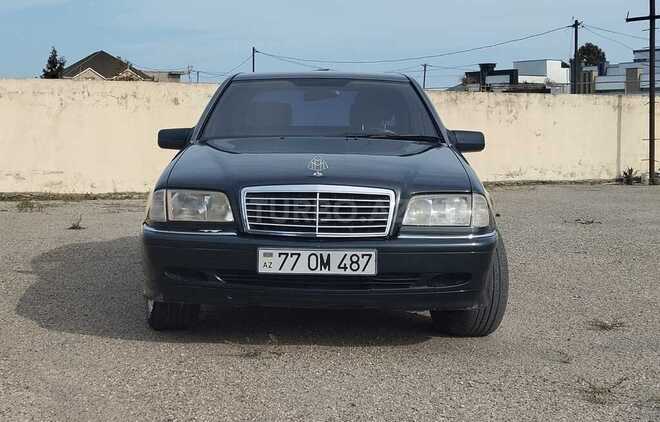 Mercedes C 240-1
