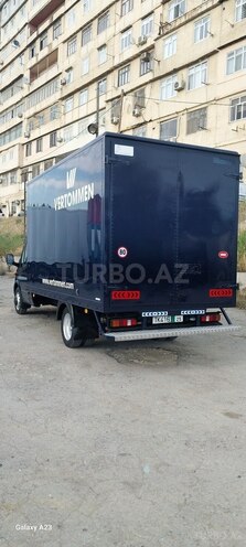 Ford Transit-5