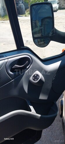Ford Transit-15